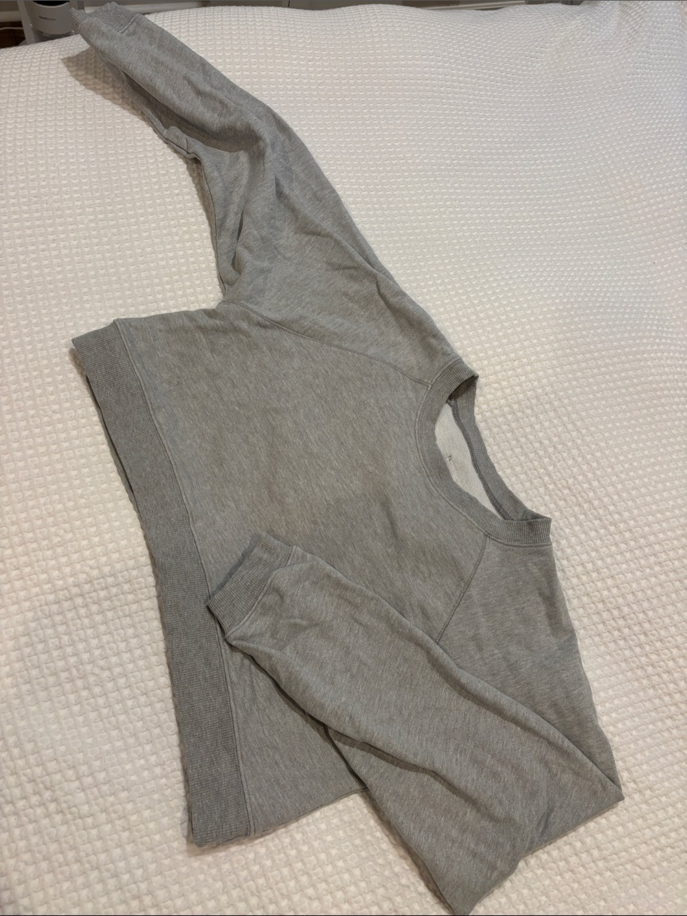 Daily Drills Women's Light Gray Cropped Sweatshirt